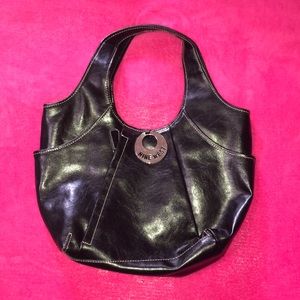 Authentic Nine West Leather Shoulder Bag 🖤